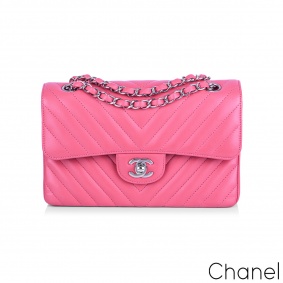 Chanel Chic Chevron Small Double Flap Handbag Chanel Chic Chevron Small Double Flap Handbag